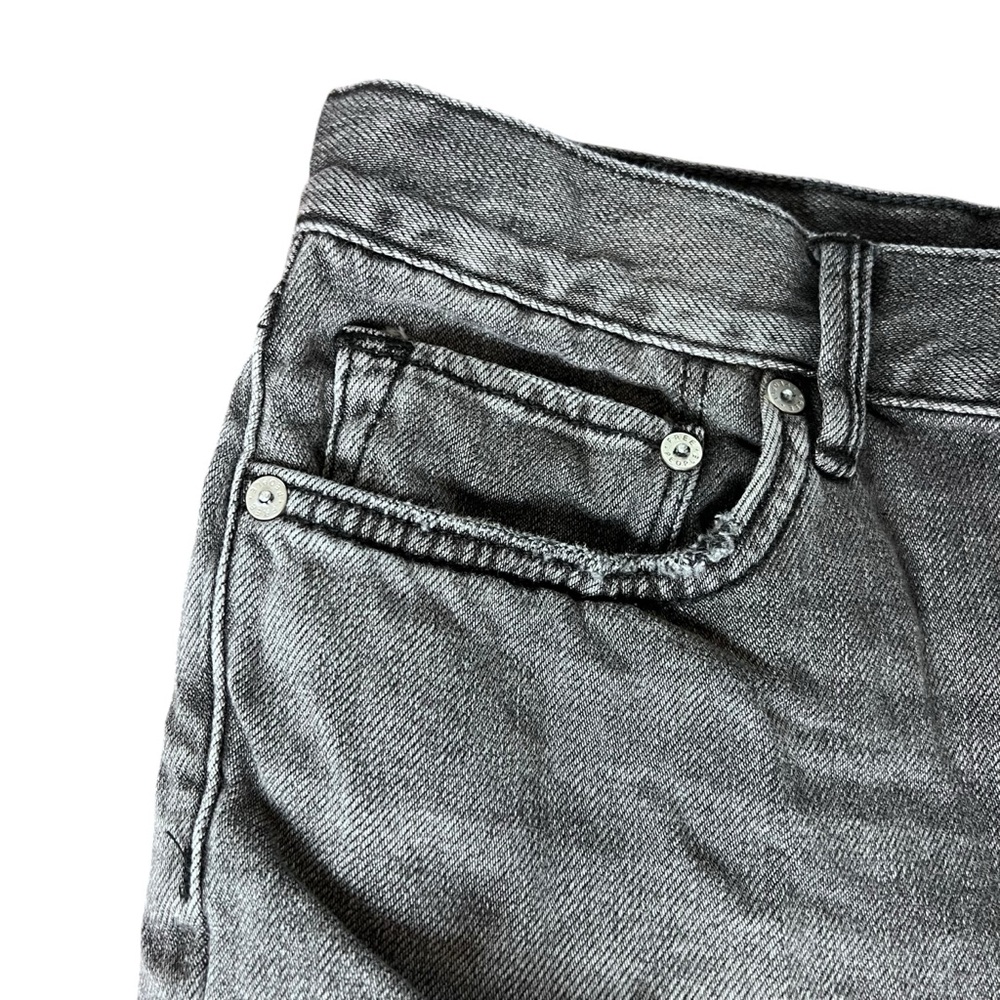 We The Free Faded Black Distressed Jean Shorts Size 27 - Picture 5 of 10